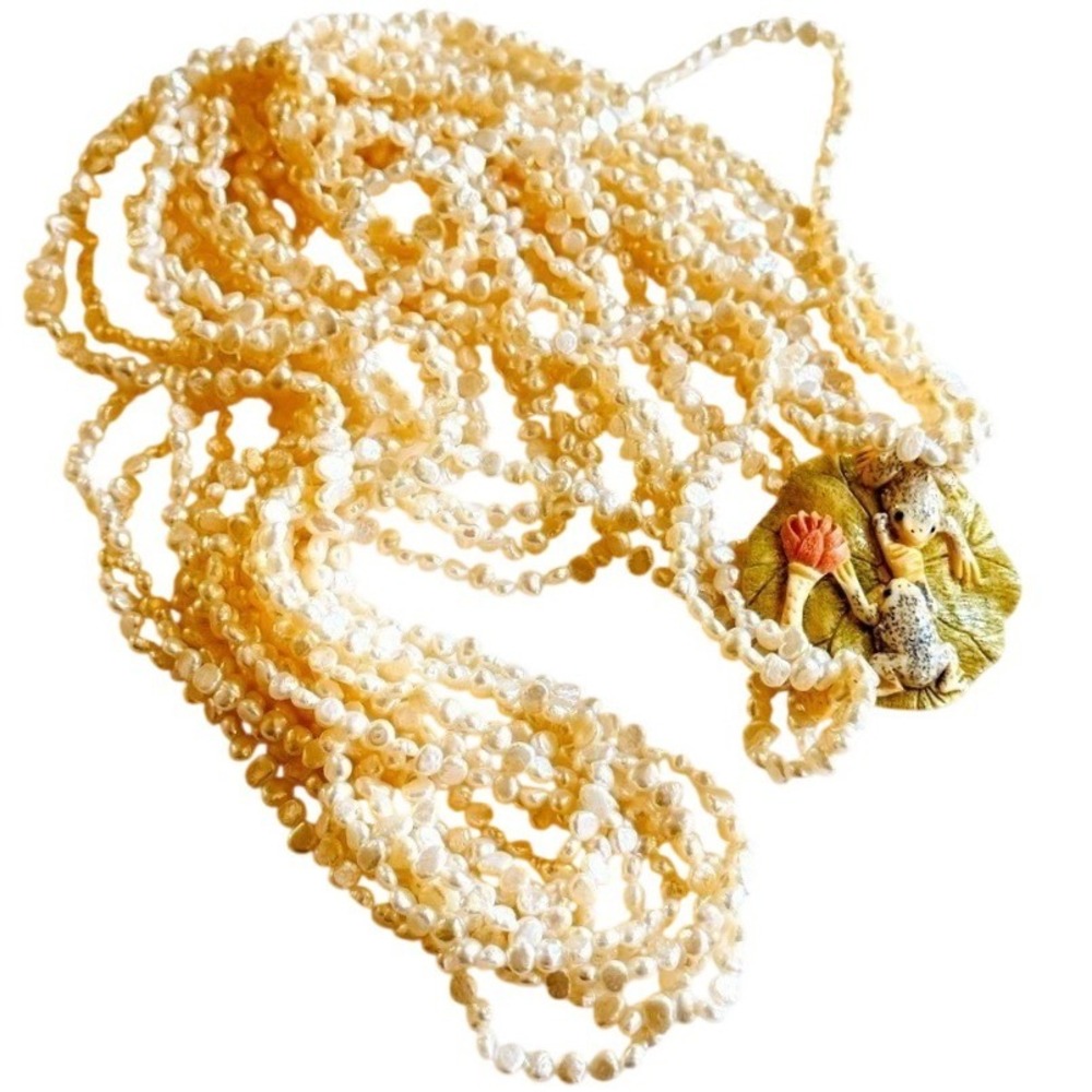 VTG FreshWater Baroque Pearl Necklace Frog lily pad Charm Multi Strand Beads 28"